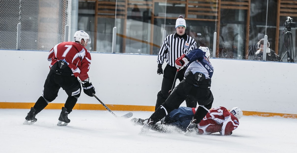  Общероссийский финал хоккейного турнира Red Bull Open Ice завершился победой москвичей - фото 3