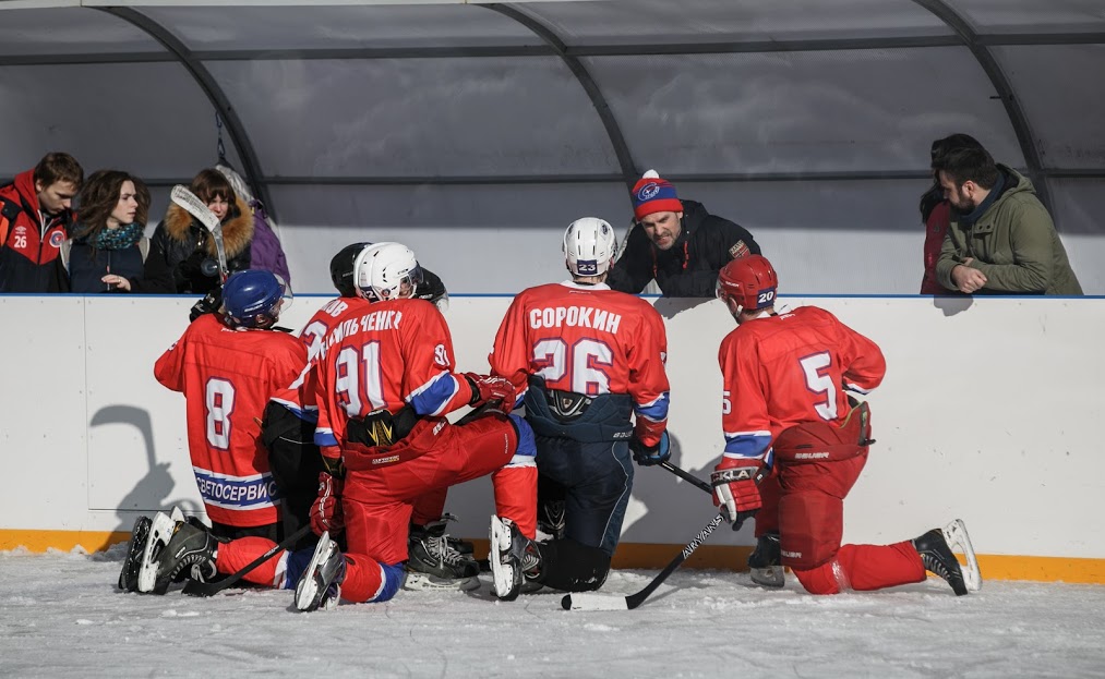  Общероссийский финал хоккейного турнира Red Bull Open Ice завершился победой москвичей - фото 23