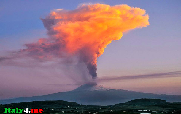 vylkan Etna izvergenie 2 janvar-2014