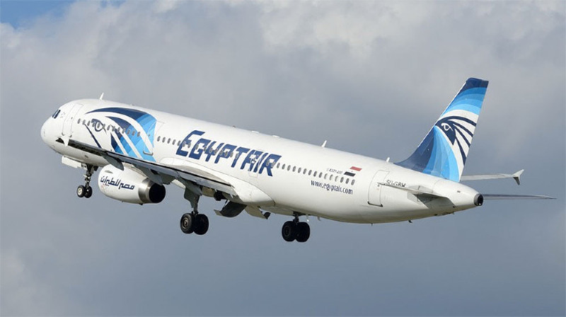samolet egyptair  zn1m6ml