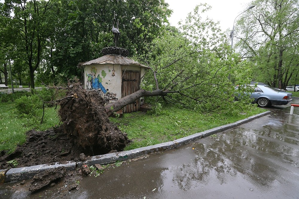 Ураган в москве 2017