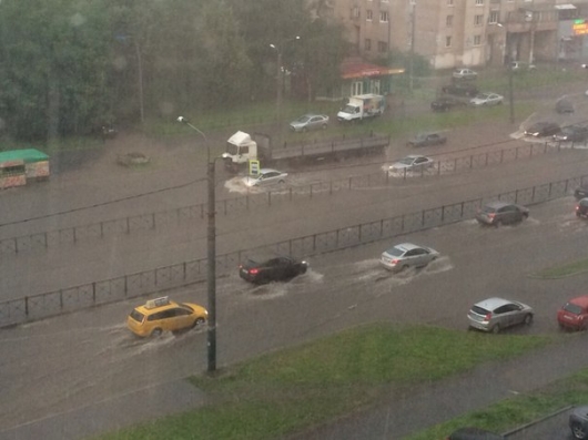 Град и потоп в Петербурге или "У природы нет плохой погоды"  - фото 4