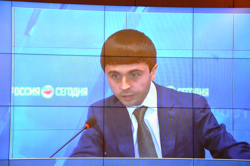  «Нас не разделят»: в ходе видеомоста Москва — Симферополь обсудили актуальные вопросы жизни крымских татар после воссоединения Крыма с Россией - фото 8