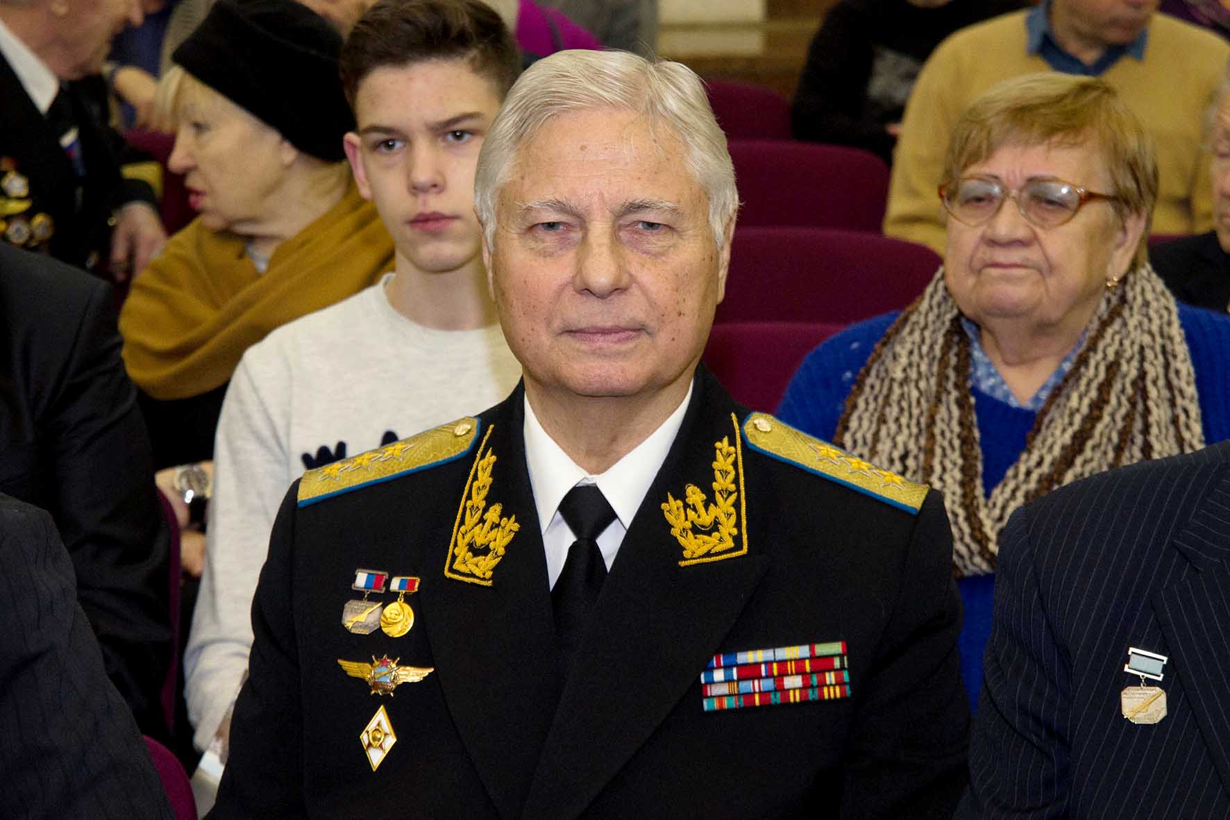  Передача в фонды музея Героя Советского Союза №9 Валерия Павловича ЧКАЛОВА - фото 15