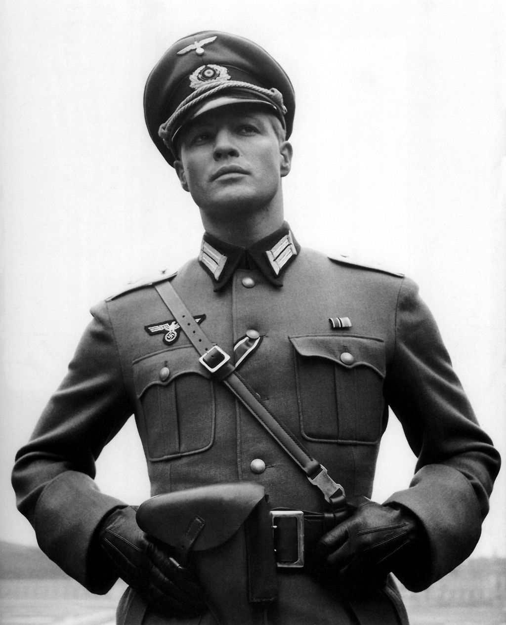 носили ли телохранители фюрера черные пилотки фото