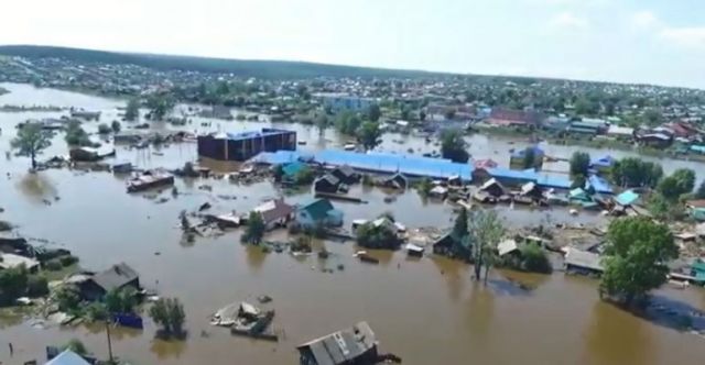 В Иркутске разгорается скандал в связи со строительством жилья для пострадавших от затопления 2019 в Тулуне - фото 1