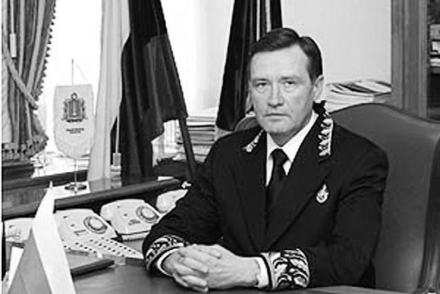 Политики разошлись в оценке задержания Алексея Улюкаева, «который в своих стихах не любил Родину» - фото 8