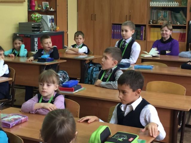 Члены молодежной палаты Перово провели профилактическую беседу  - фото 3