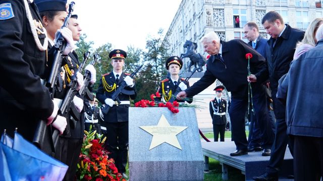 Московские дивизии народного ополчения  будут увековечены памятниками - фото 2