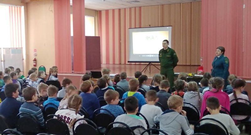 Для смоленских школьников провели занятие по охране лесов - фото 1