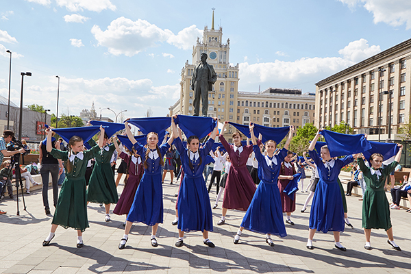 В Екатерининском парке  пройдет танцевальный флешмоб - фото 1