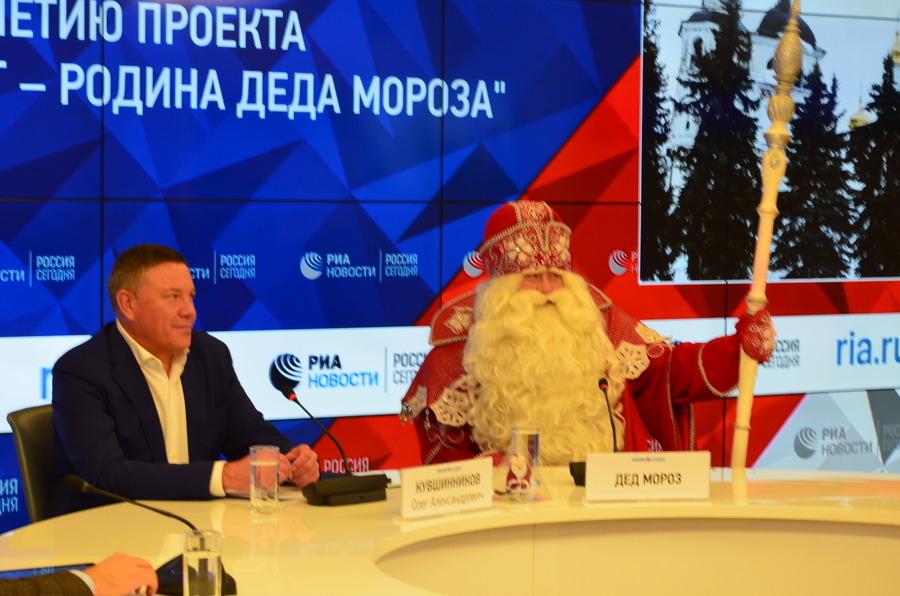 Дед Мороз совершил экономическое чудо в Великом Устюге   - фото 2