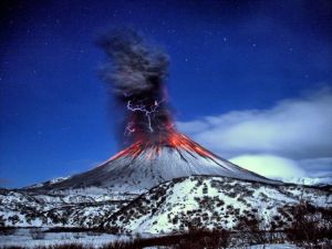 vulkany kamchatki 1-650x488