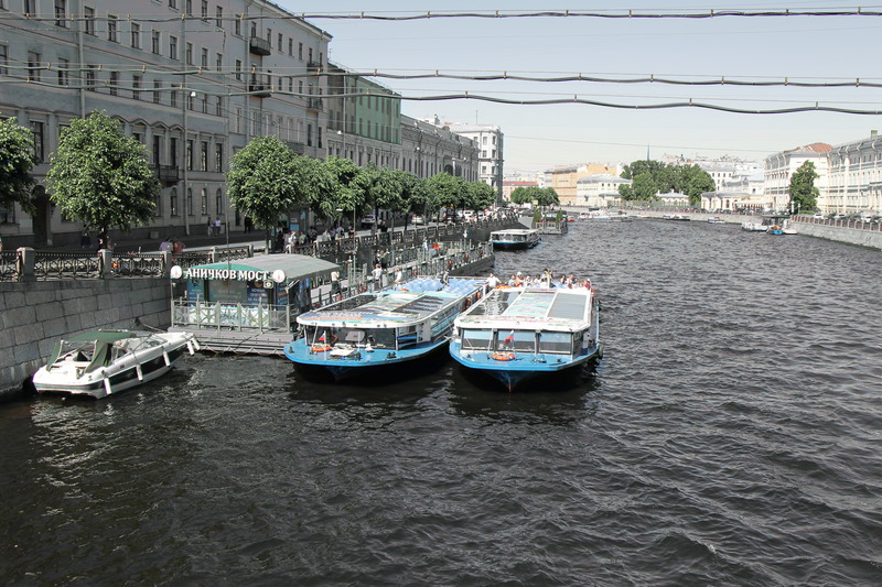 Санкт-Петербург. Набережная реки Фонтанки  - фото 2