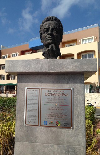  Открытие памятника Октавио Пасу в Мексике - фото 1