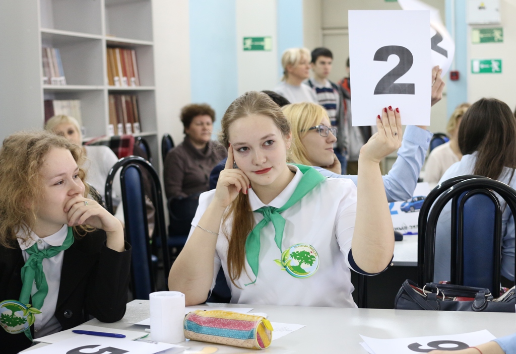  Интеллектуальная викторина "Эко формула" для старшеклассников прошла в Нижнем Новгороде - фото 3