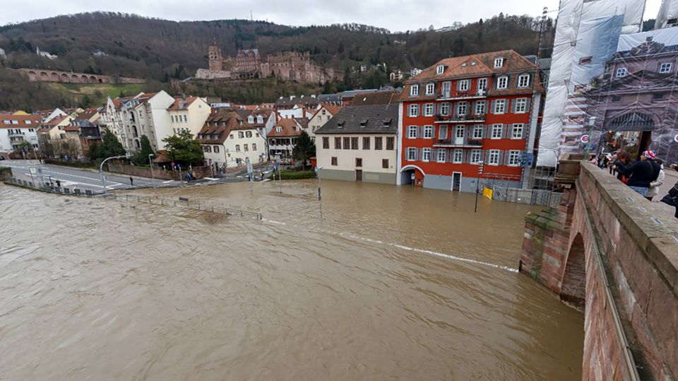 Германии угрожает наводнение - фото 1
