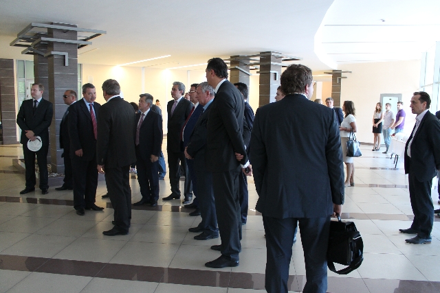 Группа ЛСР показала министру Парнас - фото 11
