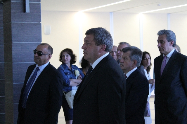 Группа ЛСР показала министру Парнас - фото 19