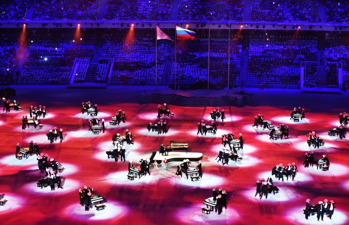 В Сочи прошла церемония закрытия XXII зимних олимпийских Игр. Фотогалерея  - фото 24
