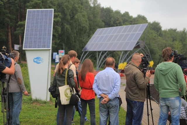 В Москве открыли солнечную электростанцию (Фото) - фото 22