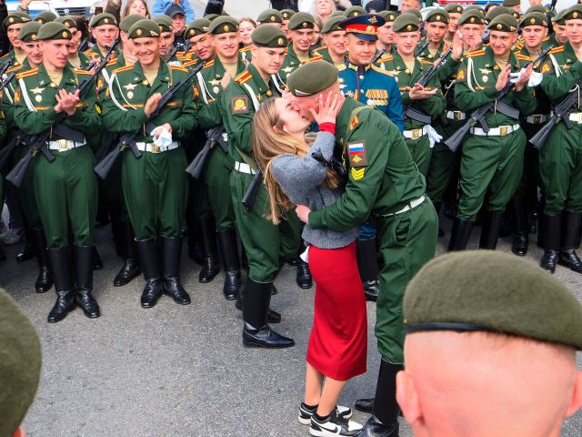 Москва отметила День Победы - фото 1